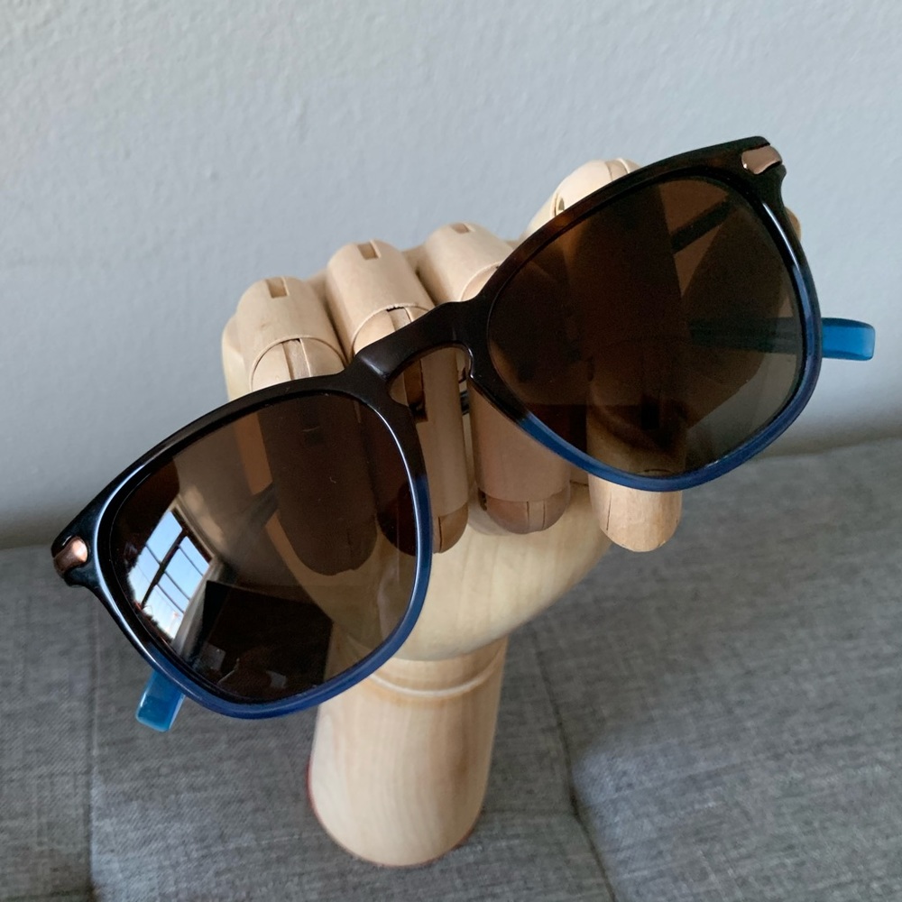 BAILEY NELSON unisex hand crafted sunglasses